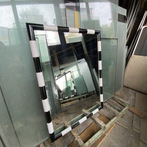 Şerit  Ayna  (Siyah Beyaz Renk) 90*90 cm